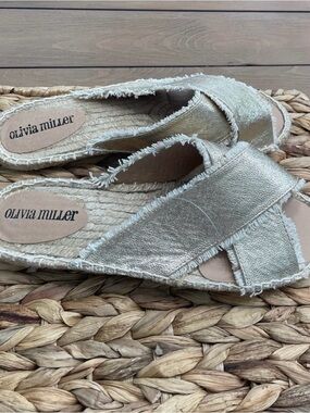 Olivia Miller Metallic Gold Espadrille Slip-On SZ 8